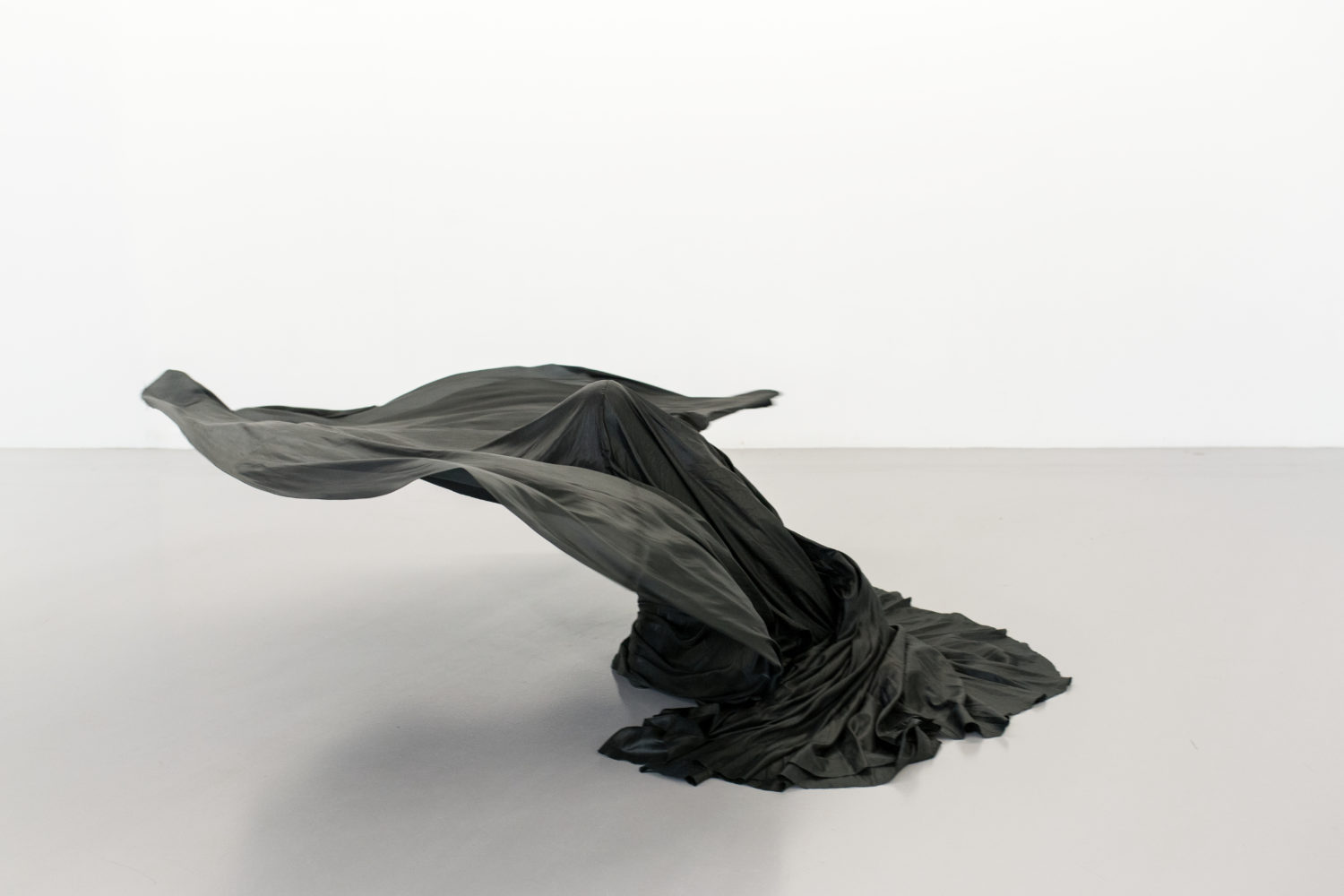 © Loie Fuller: Research - Ola Maciejewska ©Martin Argyroglo